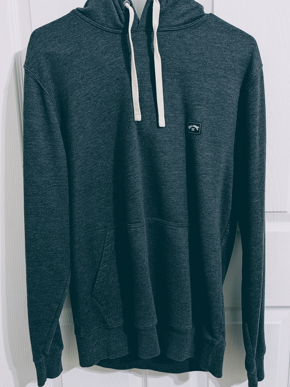 Billabong Men’s Dark Gray Pullover Hoodie